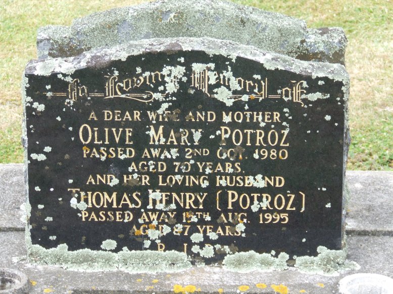 headstone