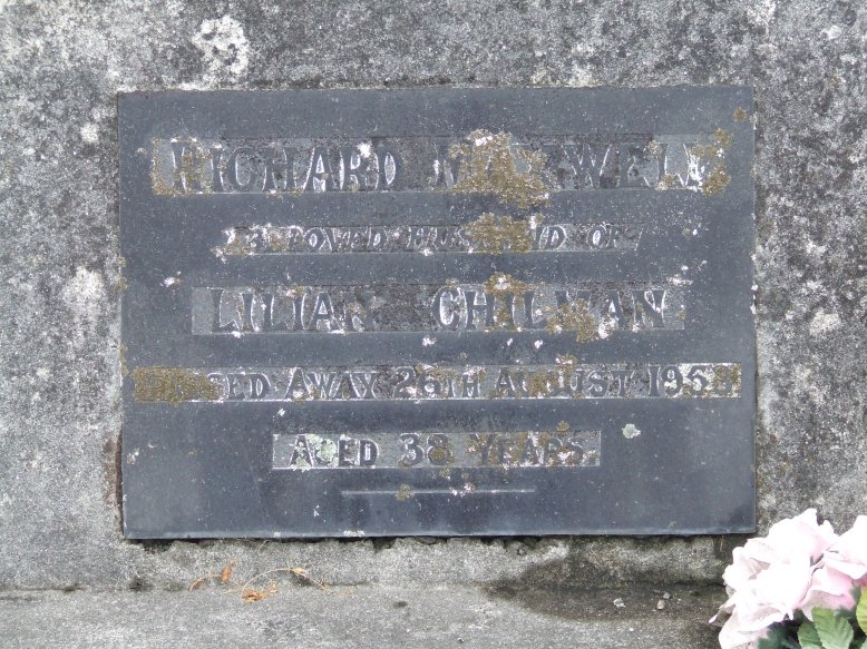 headstone