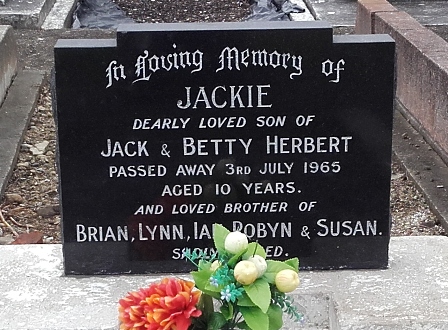 headstone