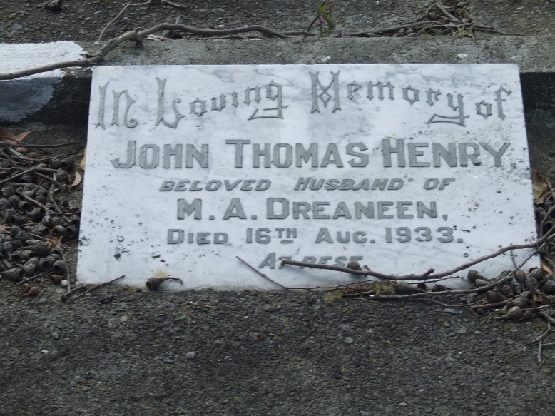 headstone